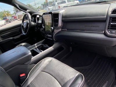 2019 RAM 3500 Limited Crew Cab 4x4 6'4' Box