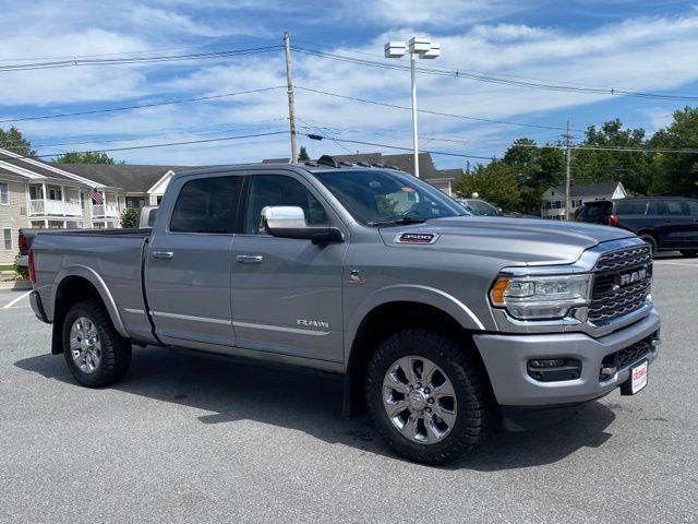 2019 RAM 3500 Limited Crew Cab 4x4 6'4' Box