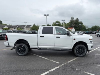 2026 RAM Ram 2500 RAM 2500 BLACK EXPRESS CREW CAB 4X4 6'4' BOX