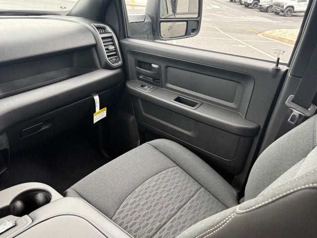 2026 RAM 2500 RAM 2500 WARLOCK CREW CAB 4X4 6'4' BOX