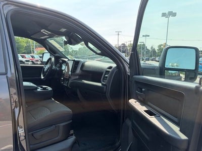 2026 RAM Ram 2500 RAM 2500 BLACK EXPRESS CREW CAB 4X4 6'4' BOX