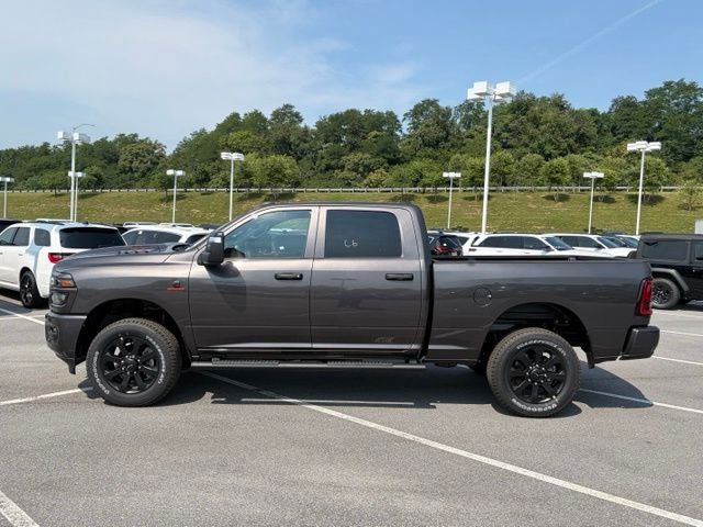 2026 RAM Ram 2500 RAM 2500 BLACK EXPRESS CREW CAB 4X4 6'4' BOX