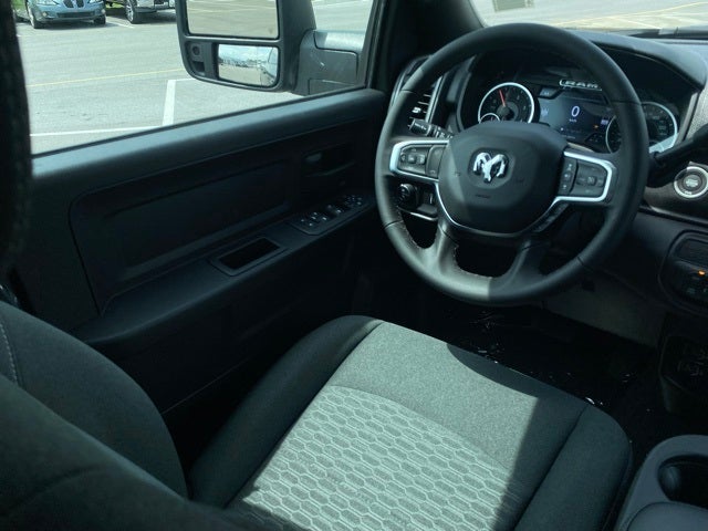 2025 RAM Ram 2500 RAM 2500 TRADESMAN CREW CAB 4X4 8' BOX