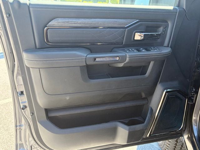 2026 RAM Ram 2500 RAM 2500 LIMITED CREW CAB 4X4 6'4' BOX