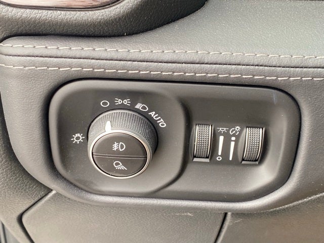 2026 RAM Ram 2500 RAM 2500 LIMITED CREW CAB 4X4 6'4' BOX