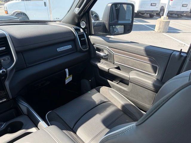 2027 RAM Ram 3500 RAM 3500 LARAMIE CREW CAB 4X4 8' BOX