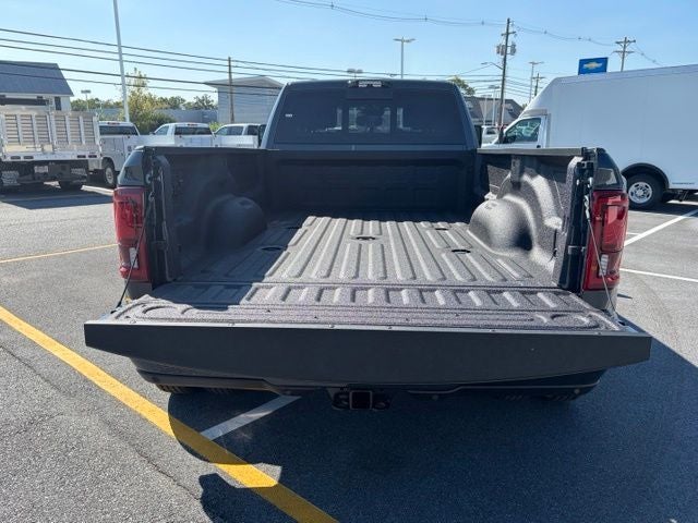 2027 RAM Ram 3500 RAM 3500 LARAMIE CREW CAB 4X4 8' BOX