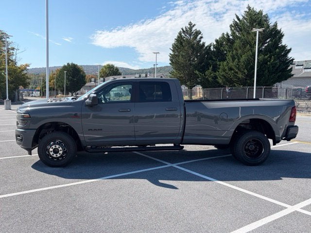 2027 RAM Ram 3500 RAM 3500 LARAMIE CREW CAB 4X4 8' BOX