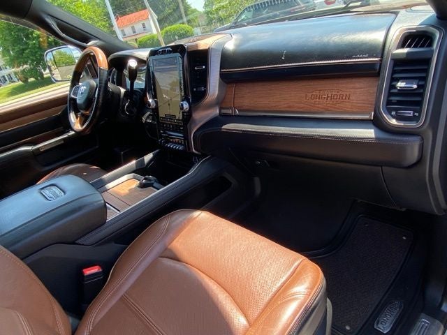 2020 RAM 3500 Laramie Longhorn Crew Cab 4x4 8' Box