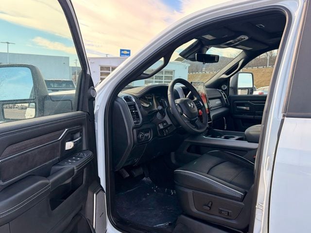 2026 RAM Ram 3500 RAM 3500 LARAMIE MEGA CAB 4X4 6'4' BOX