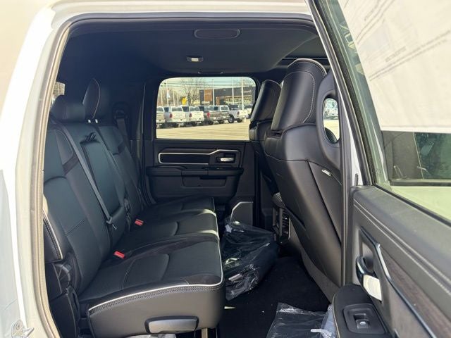 2026 RAM Ram 3500 RAM 3500 LARAMIE MEGA CAB 4X4 6'4' BOX