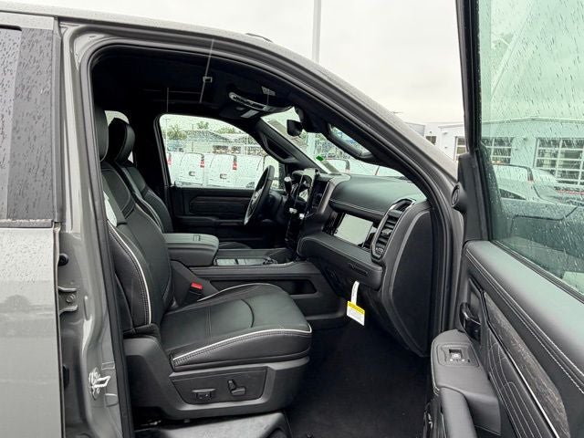 2026 RAM Ram 3500 RAM 3500 LIMITED MEGA CAB 4X4 6'4' BOX