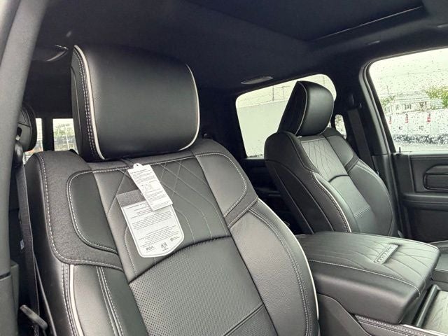 2026 RAM Ram 3500 RAM 3500 LIMITED MEGA CAB 4X4 6'4' BOX