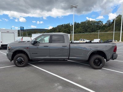 2027 RAM Ram 3500 RAM 3500 LIMITED CREW CAB 4X4 8' BOX