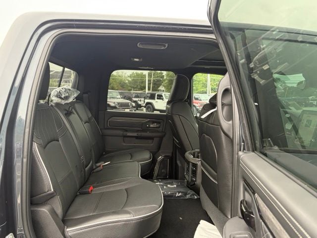 2026 RAM Ram 3500 RAM 3500 LIMITED CREW CAB 4X4 8' BOX