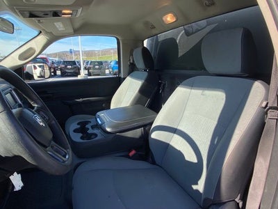 2022 RAM 1500 Classic Tradesman Regular Cab 4x4 6'4' Box