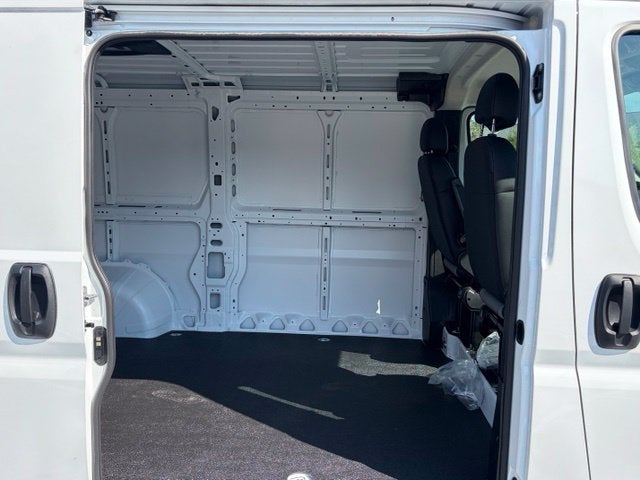 2027 RAM ProMaster Cargo Van Tradesman