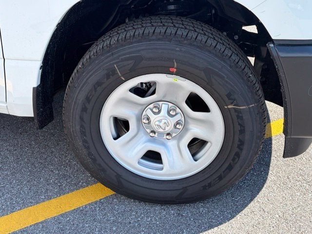 2027 RAM Ram 1500 RAM 1500 TRADESMAN CREW CAB 4X4 5'7' BOX