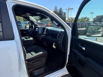 2027 RAM Ram 1500 RAM 1500 TRADESMAN CREW CAB 4X4 5'7' BOX