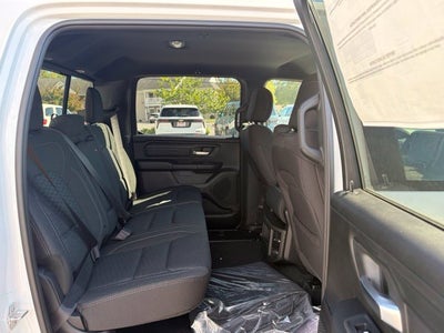 2027 RAM Ram 1500 RAM 1500 TRADESMAN CREW CAB 4X4 5'7' BOX