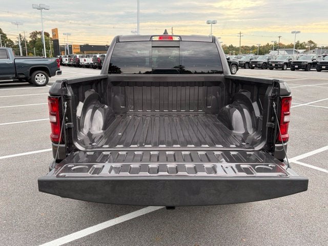 2026 RAM Ram 1500 RAM 1500 TRADESMAN CREW CAB 4X4 5'7' BOX