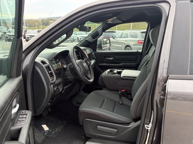 2026 RAM Ram 1500 RAM 1500 TRADESMAN CREW CAB 4X4 5'7' BOX