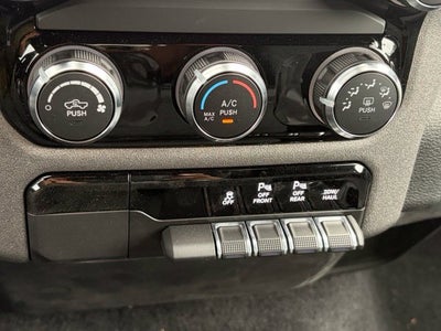 2026 RAM Ram 1500 RAM 1500 TRADESMAN CREW CAB 4X4 5'7' BOX