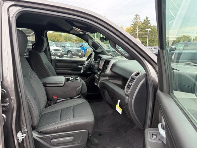 2026 RAM Ram 1500 RAM 1500 TRADESMAN CREW CAB 4X4 5'7' BOX