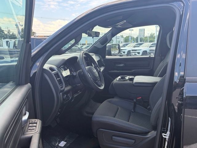 2026 RAM Ram 1500 RAM 1500 TRADESMAN CREW CAB 4X4 5'7' BOX