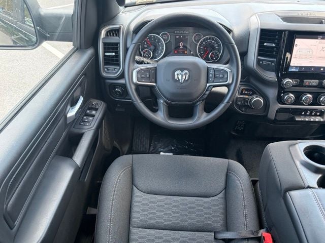 2026 RAM Ram 1500 RAM 1500 TRADESMAN CREW CAB 4X4 5'7' BOX