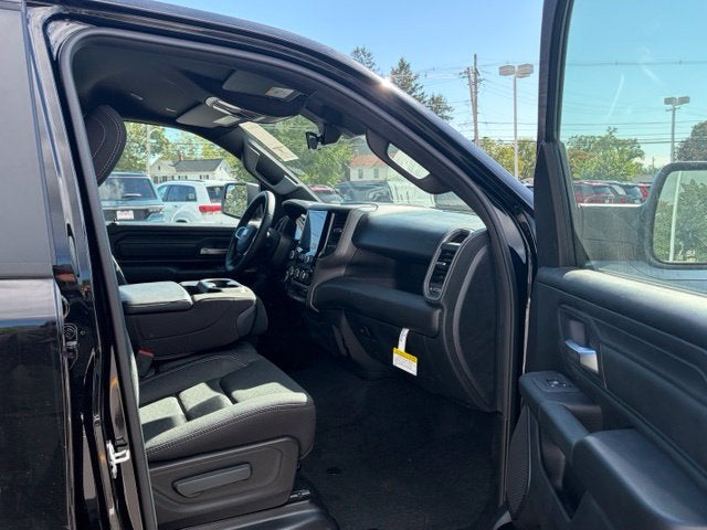2027 RAM Ram 1500 RAM 1500 WARLOCK CREW CAB 4X4 5'7' BOX