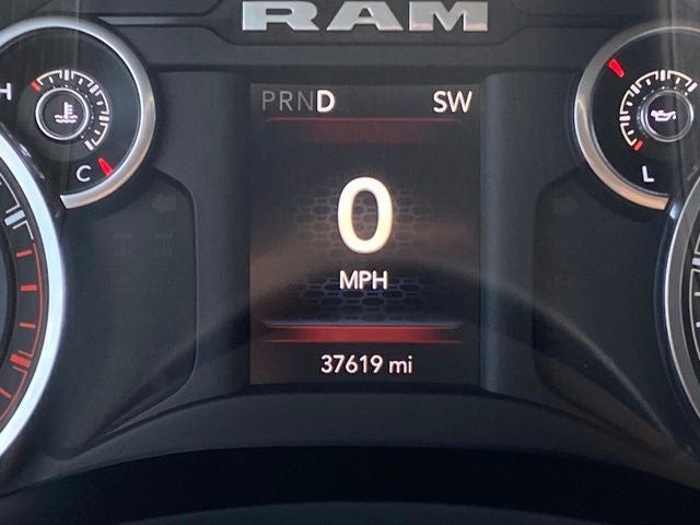 2022 RAM 2500 Tradesman Crew Cab 4x4 6'4' Box