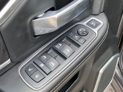 2019 RAM 2500 Laramie Crew Cab 4x4 6'4' Box