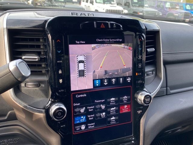 2019 RAM 2500 Laramie Crew Cab 4x4 6'4' Box