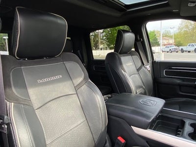 2019 RAM 2500 Laramie Crew Cab 4x4 6'4' Box