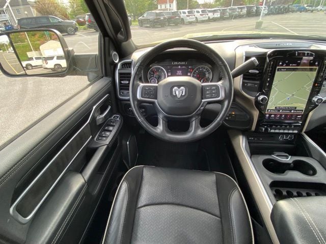 2019 RAM 2500 Laramie Crew Cab 4x4 6'4' Box