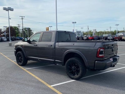 2019 RAM 2500 Laramie Crew Cab 4x4 6'4' Box
