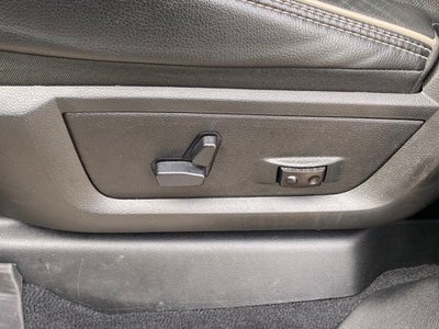 2019 RAM 2500 Laramie Crew Cab 4x4 6'4' Box