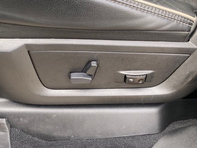 2019 RAM 2500 Laramie Crew Cab 4x4 6'4' Box