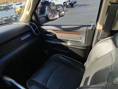 2022 RAM 2500 Laramie Crew Cab 4x4 6'4' Box