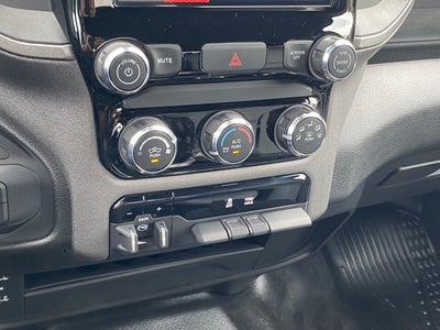 2025 RAM 2500 Tradesman Crew Cab 4x4 8' Box