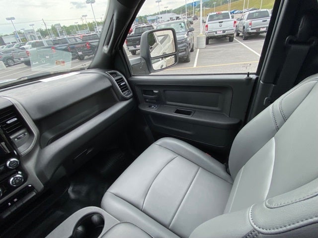 2025 RAM 2500 Tradesman Crew Cab 4x4 8' Box