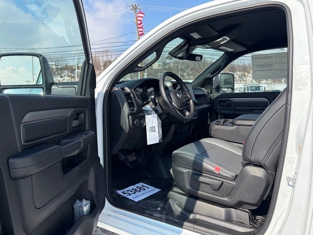 2026 RAM Ram 5500 Chassis Cab RAM 5500 TRADESMAN CHASSIS REGULAR CAB 4X4 60' CA