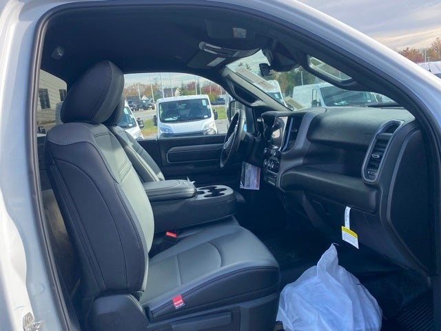 2026 RAM Ram 5500 Chassis Cab RAM 5500 TRADESMAN CHASSIS REGULAR CAB 4X4 60' CA