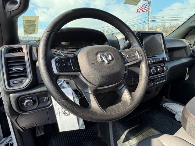 2026 RAM Ram 5500 Chassis Cab RAM 5500 TRADESMAN CHASSIS REGULAR CAB 4X4 60' CA