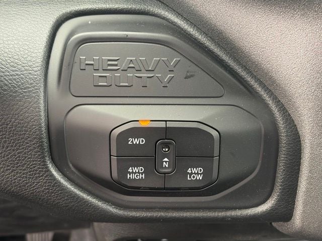 2026 RAM 5500 Chassis RAM 5500 TRADESMAN CHASSIS CREW CAB 4X4 84' CA