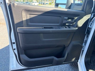 2026 RAM Ram 3500 Chassis Cab RAM 3500 TRADESMAN CREW CAB CHASSIS 4X4 60' CA