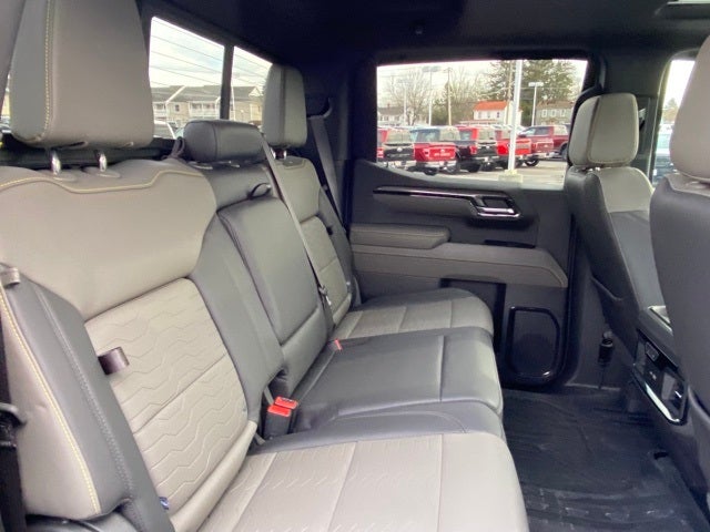 2023 Chevrolet Silverado 1500 4WD Crew Cab Short Bed ZR2