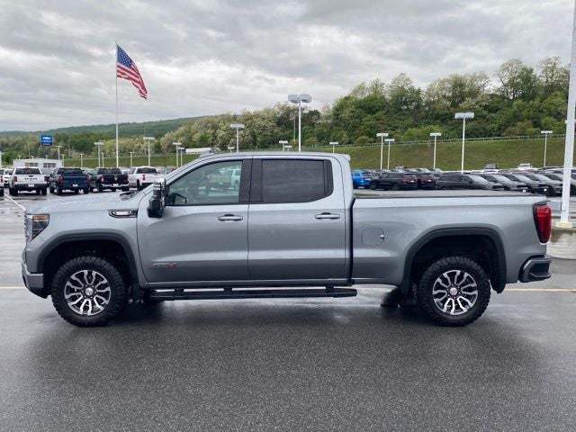 2023 GMC Sierra 1500 4WD Crew Cab Standard Box AT4
