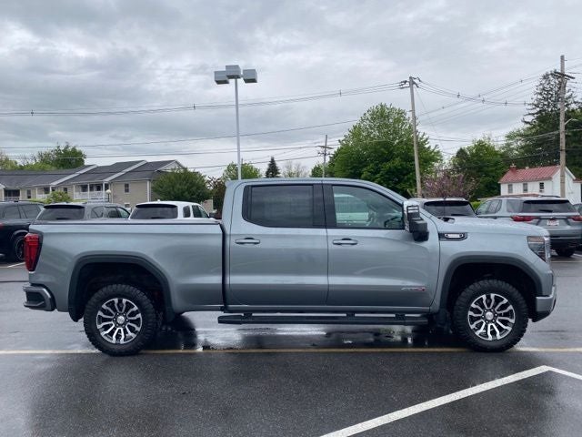 2023 GMC Sierra 1500 4WD Crew Cab Standard Box AT4
